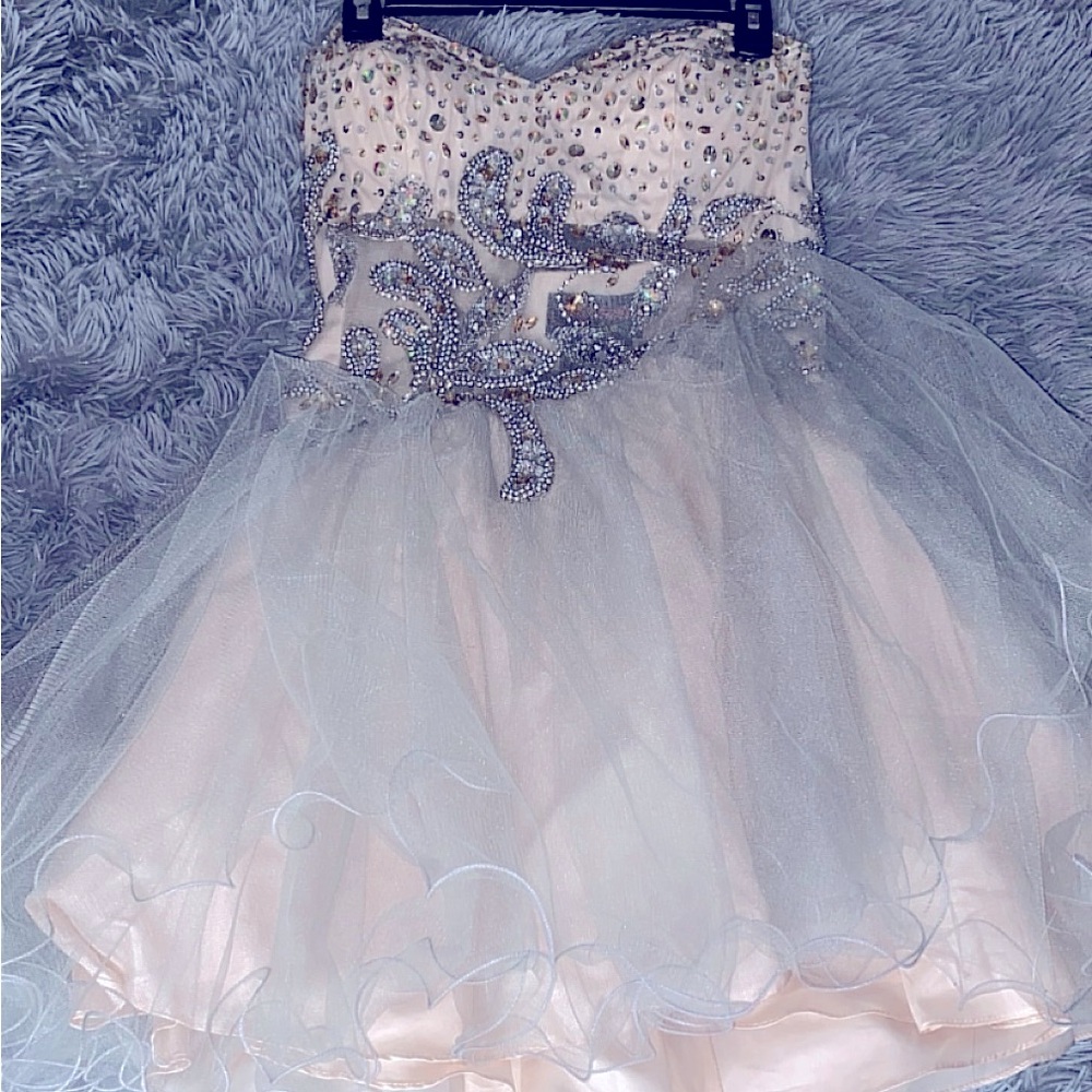 Glamour by Terani Sequin Mini Prom Dress Size 10